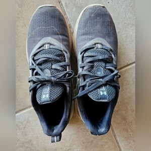 Well Worn Black Athletic Under Armour Shoes